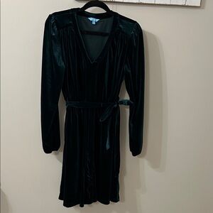 Draper James Velvet Long Sleeve Dress in Deep Green